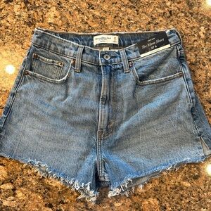 Abercrombie & Fitch Mom Shorts